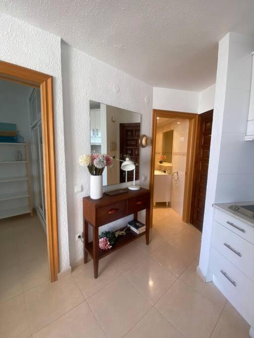 En La Carihuela Apartment Torremolinos